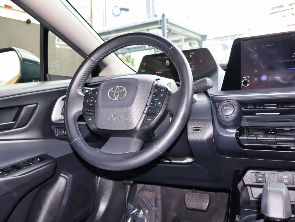 Used 2024 Toyota Prius LE AWD/4WD image 24