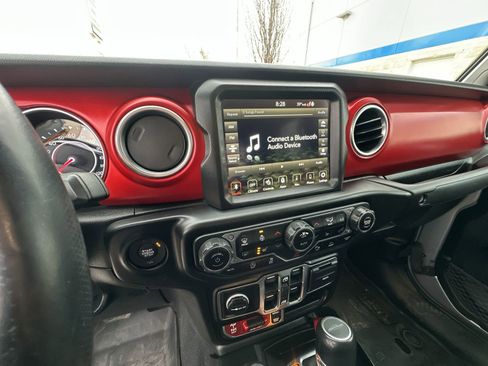 Used 2020 Jeep Gladiator Rubicon image 13