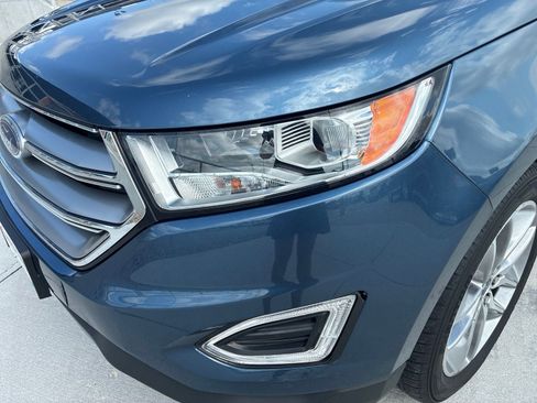 Used 2018 Ford Edge Titanium w/ Cold Weather Package FWD image 11