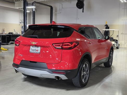 Used 2025 Chevrolet Blazer LT image 7