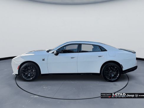 New 2026 Dodge Charger Scat Pack w/ Blacktop Package AWD/4WD image 8