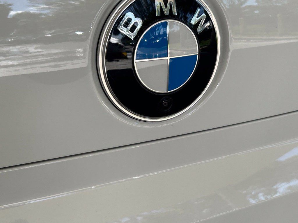 Used 2026 BMW 740i RWD image 18