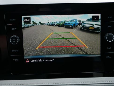 New 2025 Volkswagen Taos SEL image 7