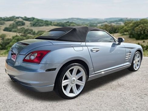Used 2006 Chrysler Crossfire Limited RWD image 10