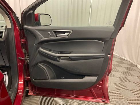 Used 2017 Ford Edge SEL w/ Equipment Group 201A image 28