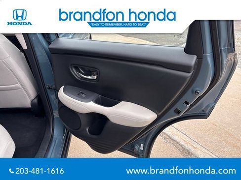 Used 2025 Honda HR-V LX image 9