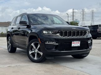 Used 2023 Jeep Grand Cherokee Limited w/ Luxury Tech Group II video 2