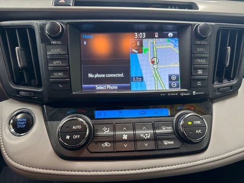 Used 2018 Toyota RAV4 Adventure image 12