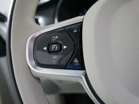 Used 2023 Volvo XC90 B6 Ultimate image 27