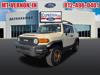 Used 2010 Toyota FJ Cruiser 4WD video 1