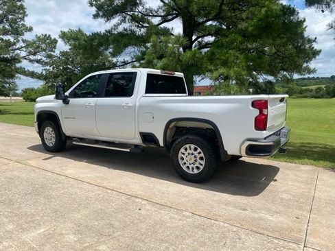 Used 2021 Chevrolet Silverado 2500 LT w/ Z71 Off-Road Package AWD/4WD image 8