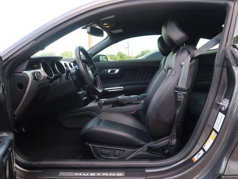 Used 2020 Ford Mustang GT Premium RWD image 13