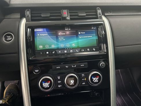 Used 2020 Land Rover Discovery HSE image 14