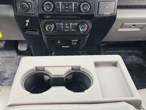 Used 2016 Ford F150 XL w/ Equipment Group 101A Mid RWD image 14
