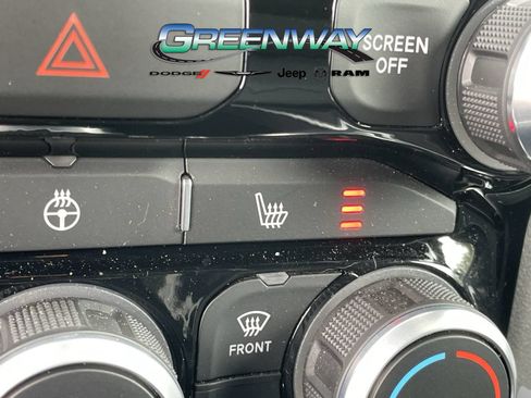 Used 2022 RAM 1500 Big Horn RWD image 33