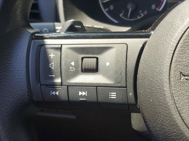 Used 2023 Nissan Rogue SV FWD image 17