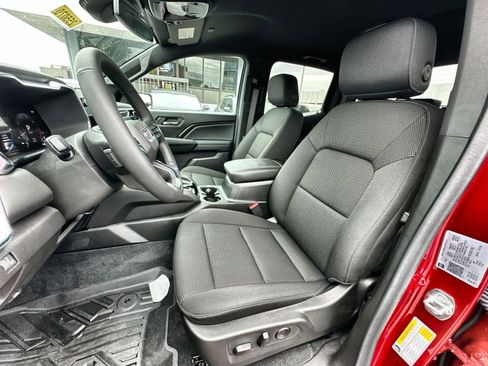 New 2025 GMC Canyon Elevation w/ Convenience Package image 13