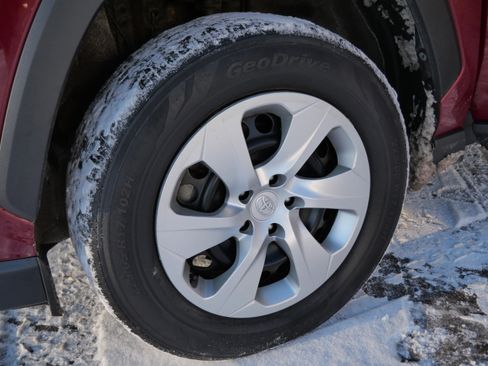 Certified 2020 Toyota RAV4 LE image 16