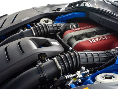 Certified 2025 Ferrari Purosangue image 41