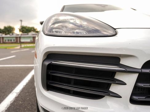 Used 2020 Porsche Cayenne AWD/4WD image 73