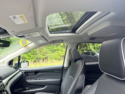 Used 2025 Honda Odyssey Touring image 22