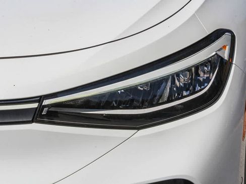 Used 2023 Volkswagen ID.4 Pro RWD image 7
