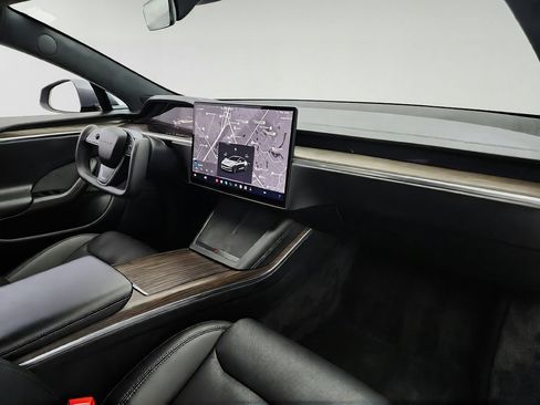 Used 2022 Tesla Model S AWD/4WD image 26
