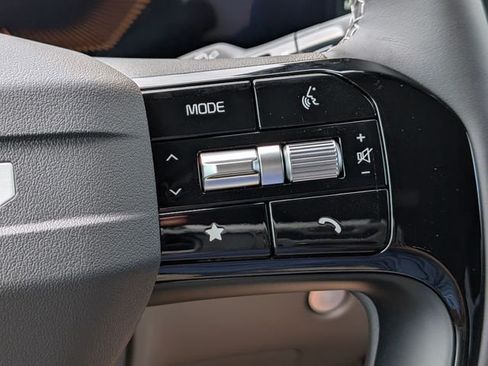 New 2027 Kia Carnival EX FWD image 29