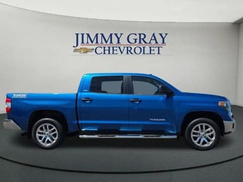 Used 2018 Toyota Tundra SR5 w/ SR5 Upgrade Package RWD image 6