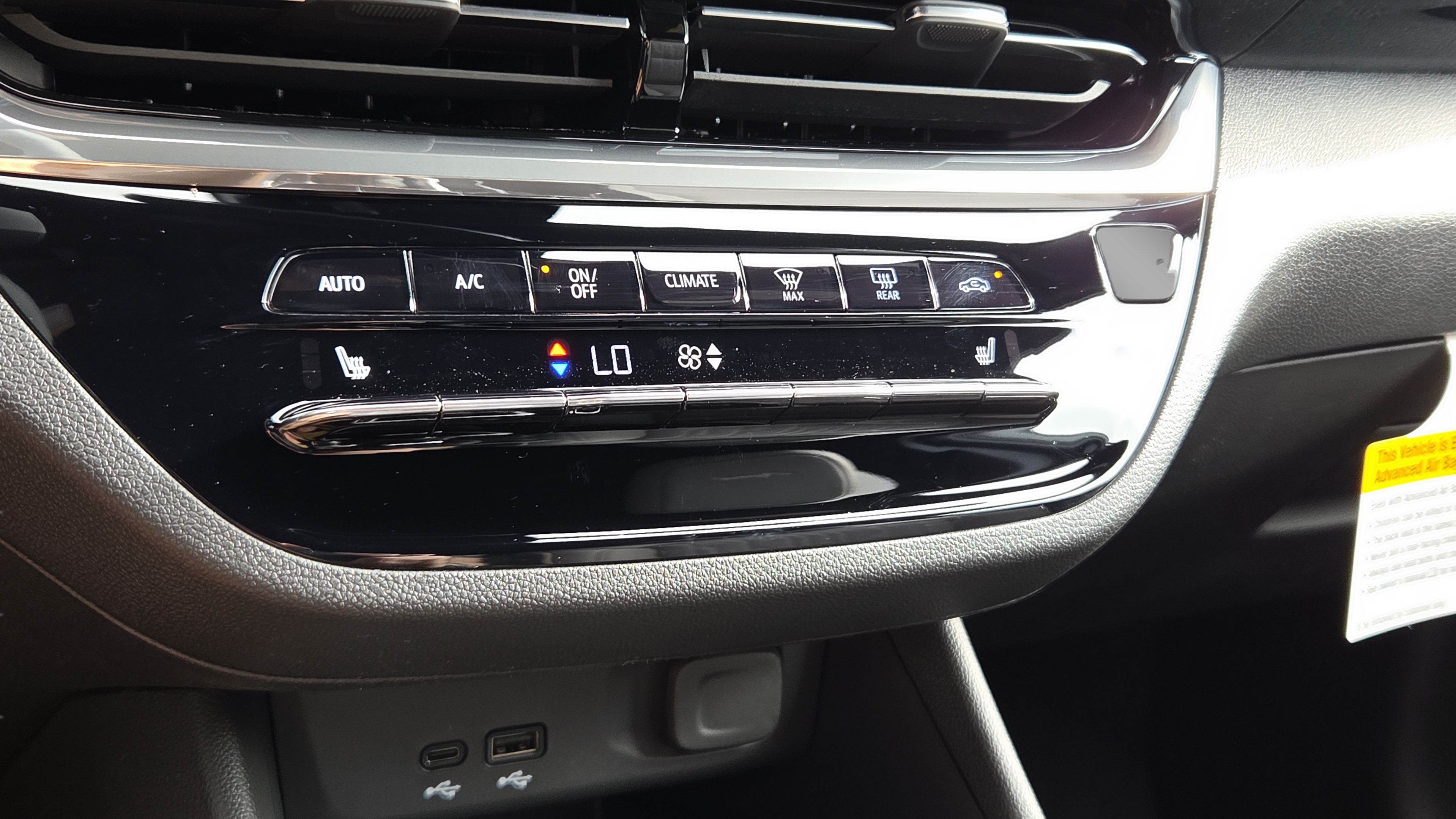 New 2026 Buick Envista Avenir FWD image 22