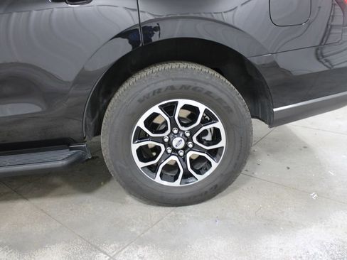 Used 2024 Ford Expedition XLT image 38