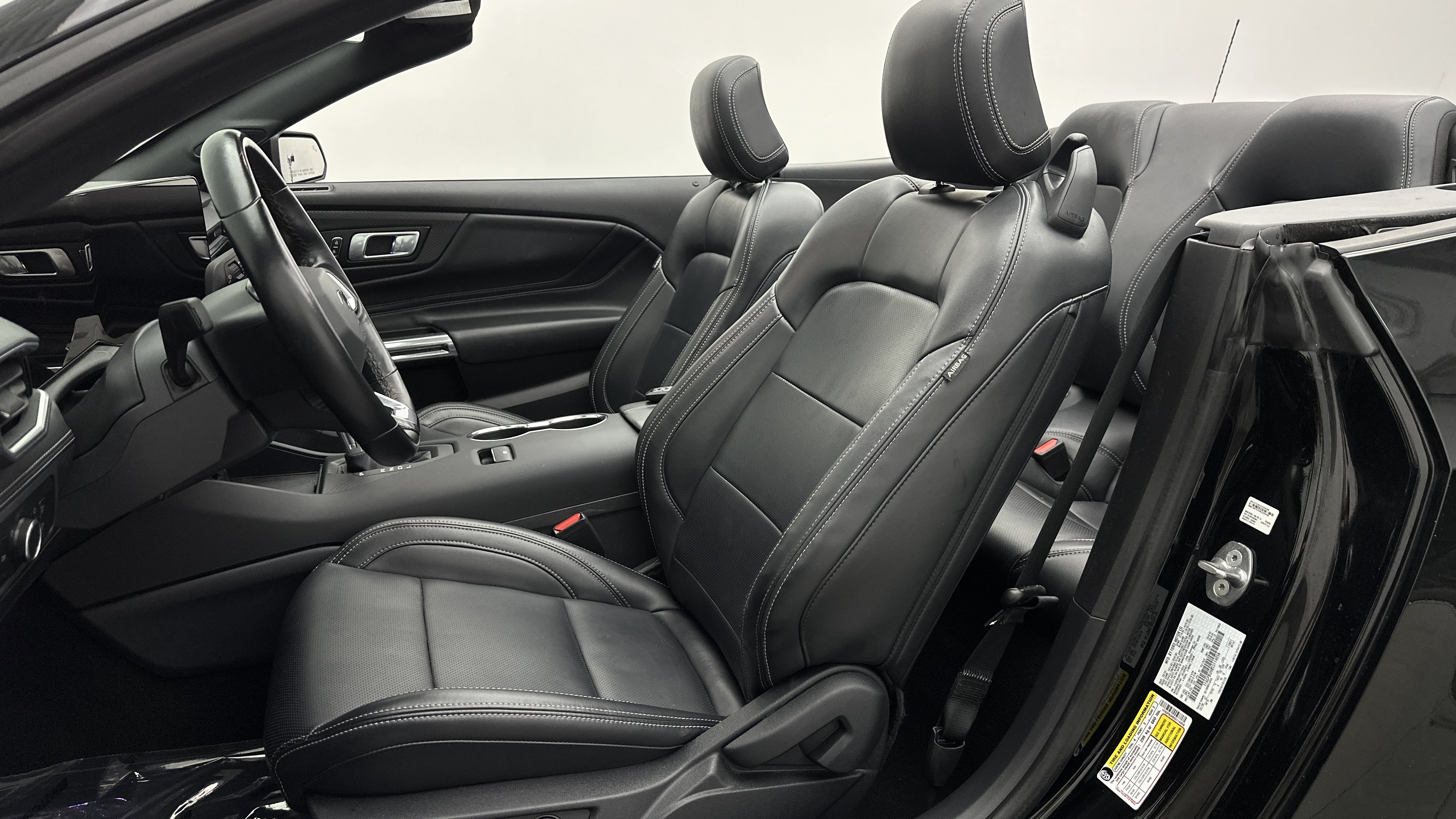 Used 2025 Ford Mustang Premium RWD image 15