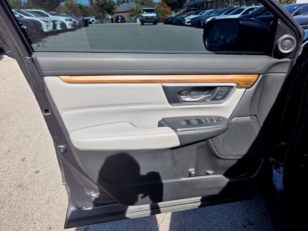 Used 2017 Honda CR-V EX-L image 16