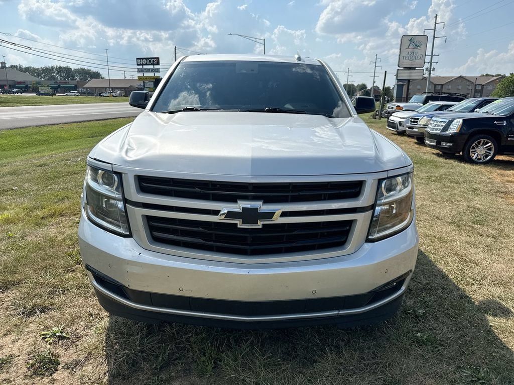 Used 2018 Chevrolet Suburban Premier AWD/4WD image 8