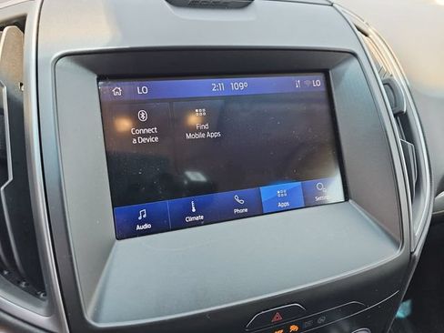 Used 2020 Ford Edge SE FWD image 23