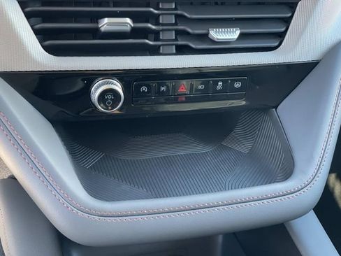 New 2026 Ford Explorer Active w/ Active Comfort Package image 13