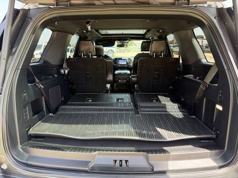 Used 2019 Ford Expedition Limited w/ Texas Edition Package RWD image 8