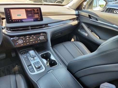 Certified 2026 INFINITI QX60 Luxe w/ Cargo Package AWD/4WD image 14