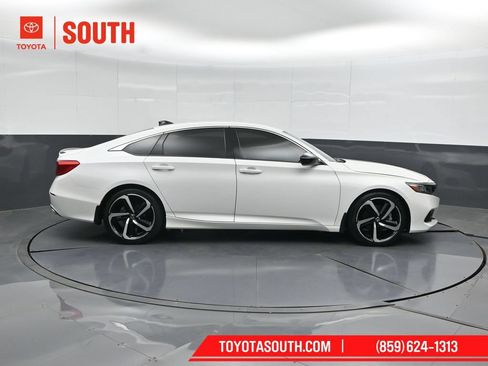 Used 2021 Honda Accord Sport Special Edition image 3