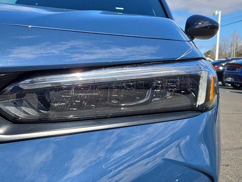 Certified 2025 Honda Civic Sport image 10
