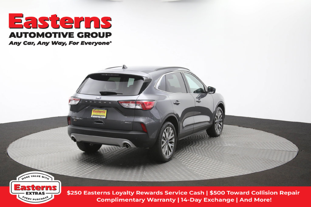 Used 2021 Ford Escape Titanium AWD/4WD image 42