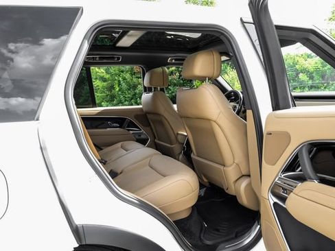 New 2026 Land Rover Range Rover SE AWD/4WD image 46