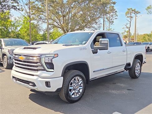 Certified 2024 Chevrolet Silverado 3500 High Country w/ High Country Premium Package image 2