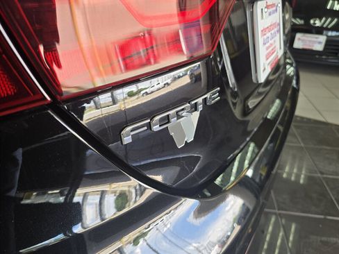 Used 2020 Kia Forte GT w/ GT2 Package FWD image 32