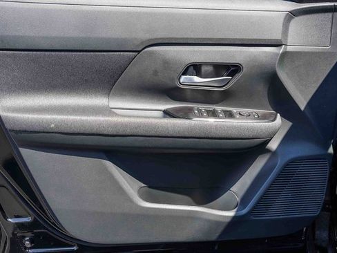 New 2026 Nissan Kicks SV image 21