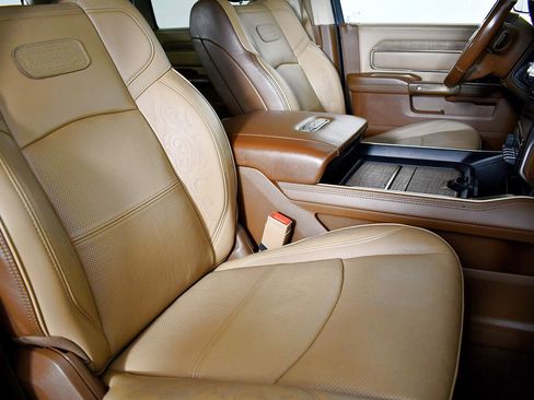 Used 2022 RAM 3500 Limited image 52