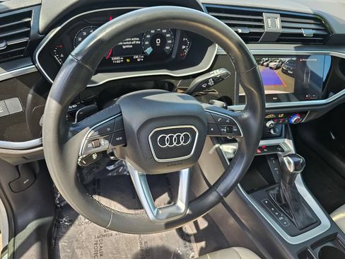 Used 2023 Audi Q3 2.0T Premium w/ Convenience Package AWD/4WD image 28