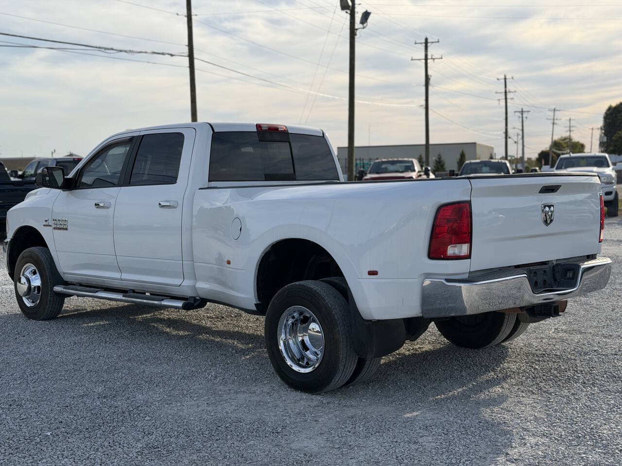 Used 2017 RAM 3500 SLT AWD/4WD image 2