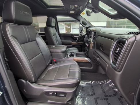 Used 2019 Chevrolet Silverado 1500 High Country w/ Technology Package image 29