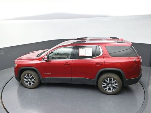 Used 2023 GMC Acadia SLT image 25